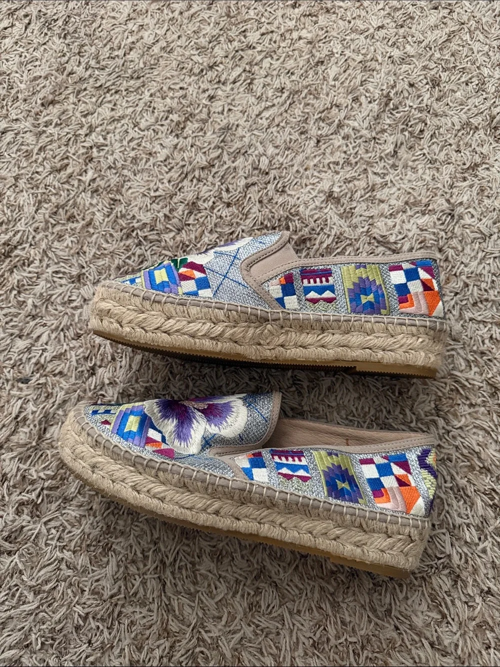 Johnny Was espadrille 39 show embroidered slip on